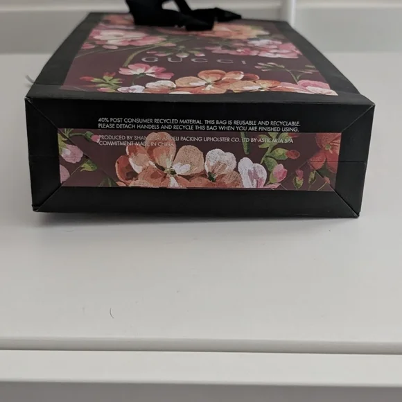 Limited Edition Gucci Floral Shopping Bag 11.5x6.5x2.5 inches - Picture 3 of 4